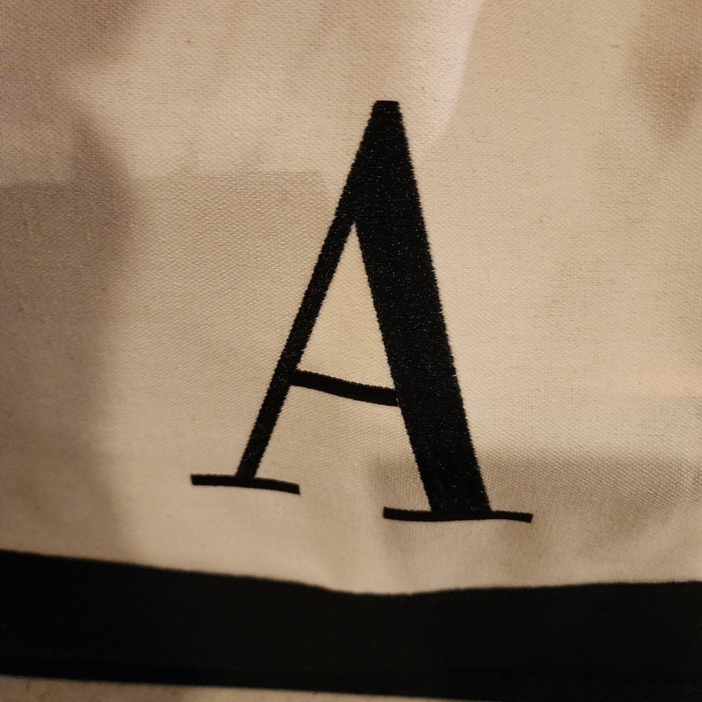 K2- NWT BeeGreen Canvas "A" Tote - Picture 6 of 6